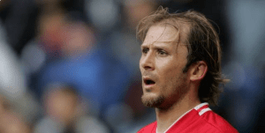 del injerto capilar de Gaizka Mendieta