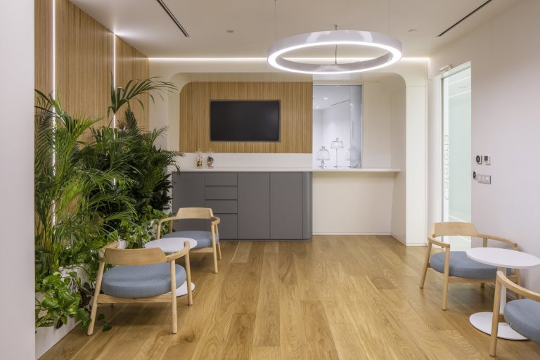 Clinica de implant de păr din Istanbul 20 Hair of Istanbul — Cafenea
