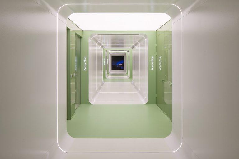 Clinica de implant de păr din Istanbul 30 Hair of Istanbul — Coridoare