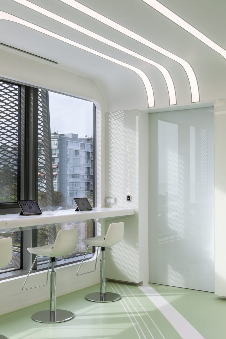 Clinica de implant de păr din Istanbul 14 Hair of Istanbul — Salon de așteptare